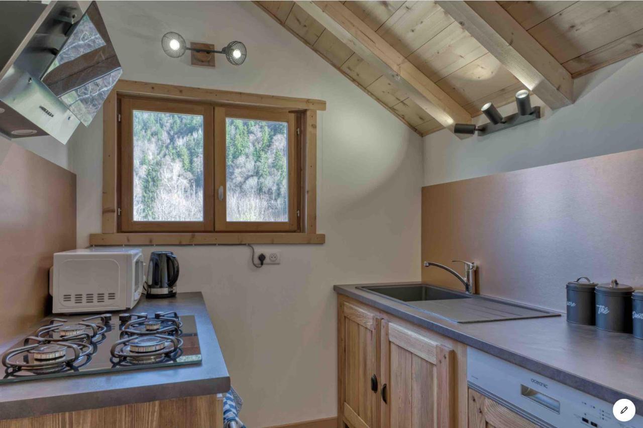 Mazot Savoyard Situe A 25 Kms De Chamonix Villa แซ็งต์-แฌร์เวส์-เลส์-แบ็งส์ ภายนอก รูปภาพ